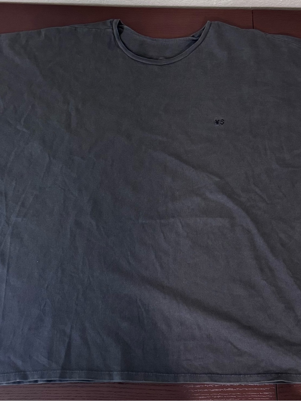 Yeezy Short Sleeve Crewneck T-Shirt in Charcoal Black
